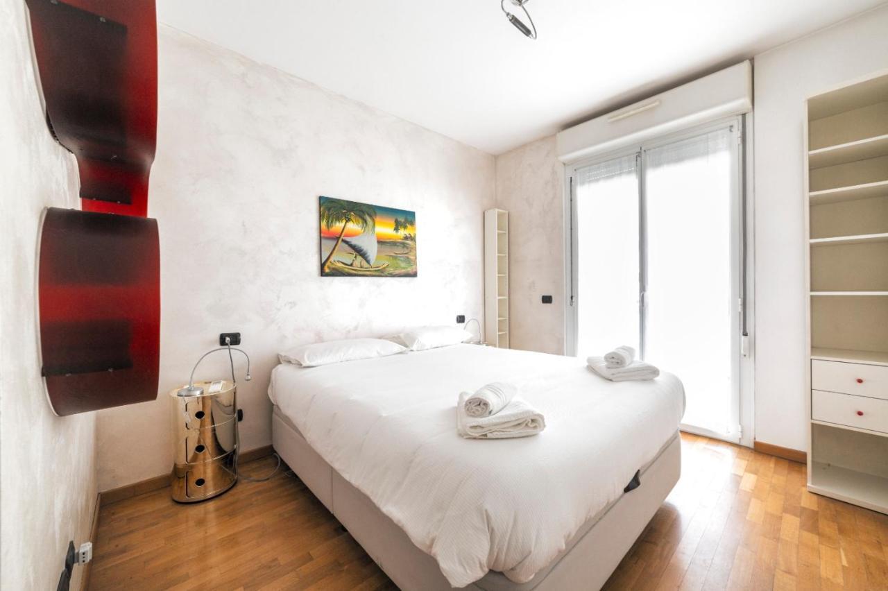 Milano Rogoredo Apartment With Garage Ngoại thất bức ảnh