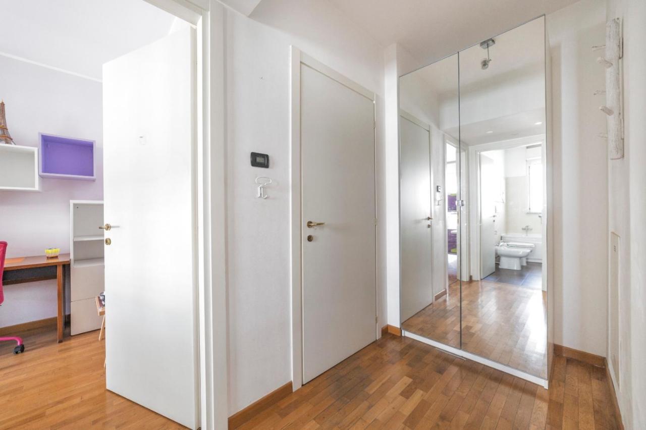 Milano Rogoredo Apartment With Garage Ngoại thất bức ảnh