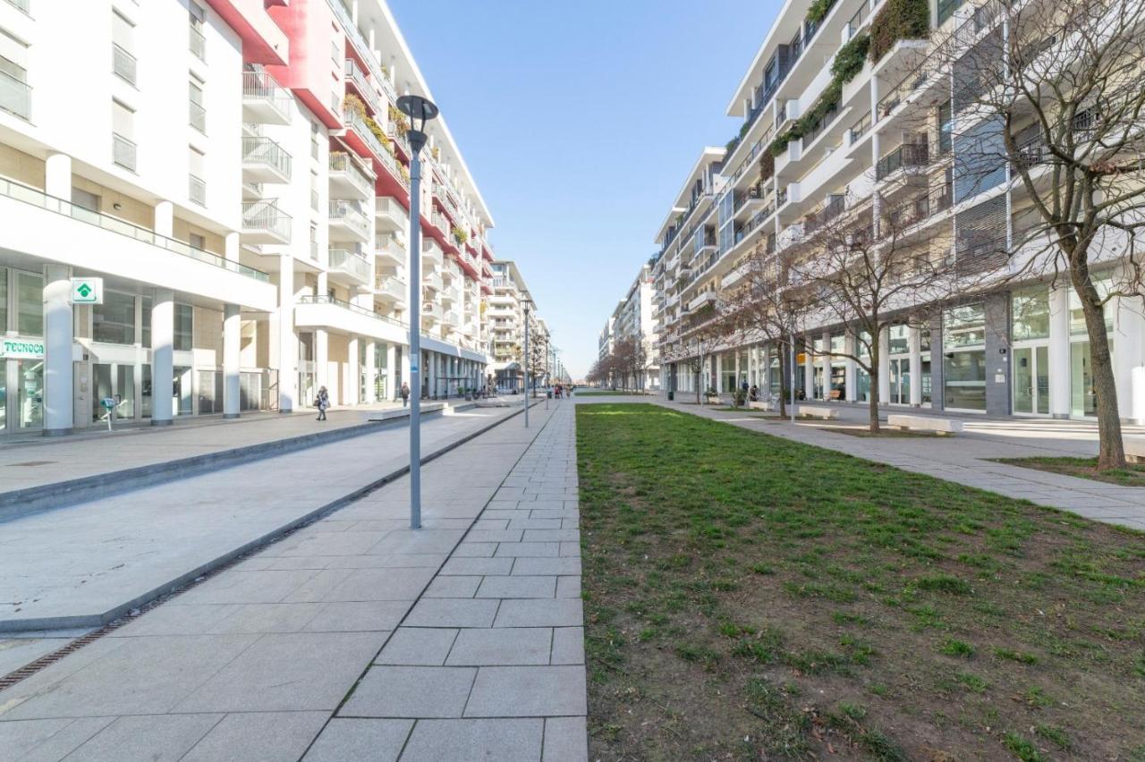 Milano Rogoredo Apartment With Garage Ngoại thất bức ảnh